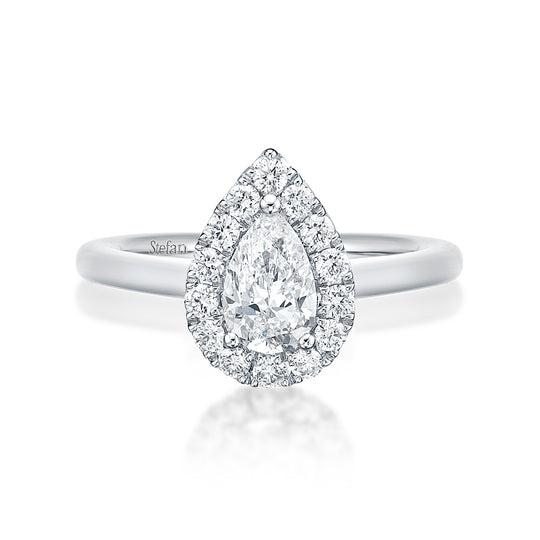 Tear drop shape diamond engagement ring set in 3 claws