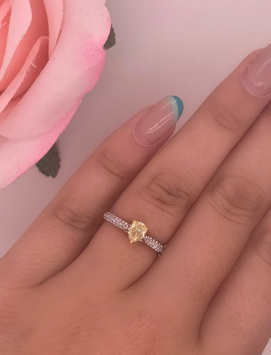 Yellow Pear Diamond Ring