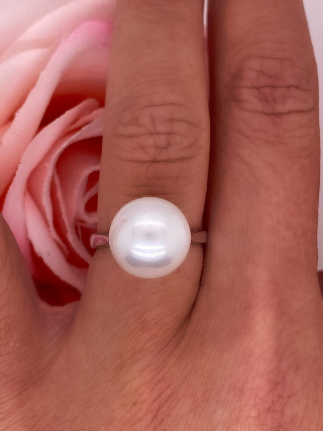 Pearl Plain Gold Band Ring
