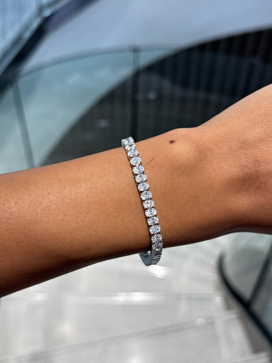 11.00 Carat Oval Straight Line Diamond Tennis Bracelet