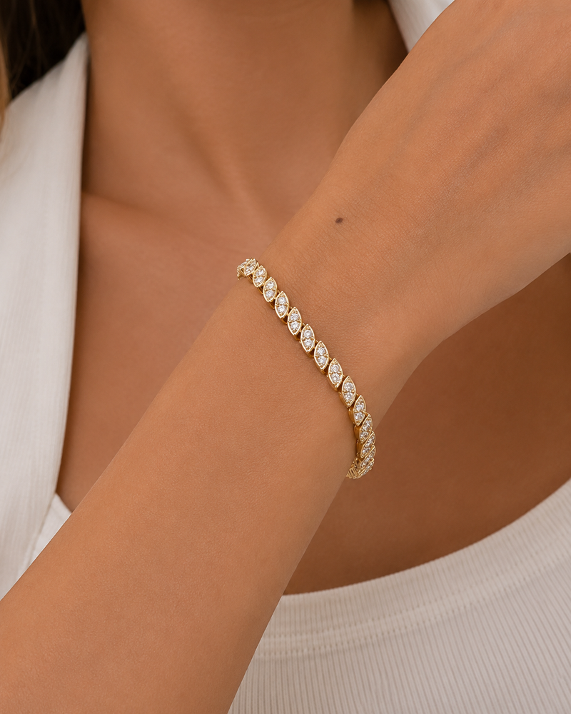 Round Marquise Illusion Diamond Tennis Bracelet
