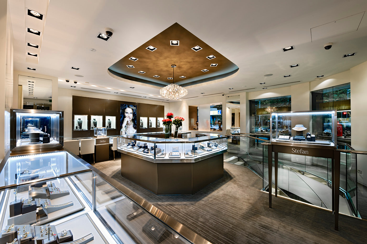 Interior shot of Perth diamond jewellery store located in the heart of Perth CBD