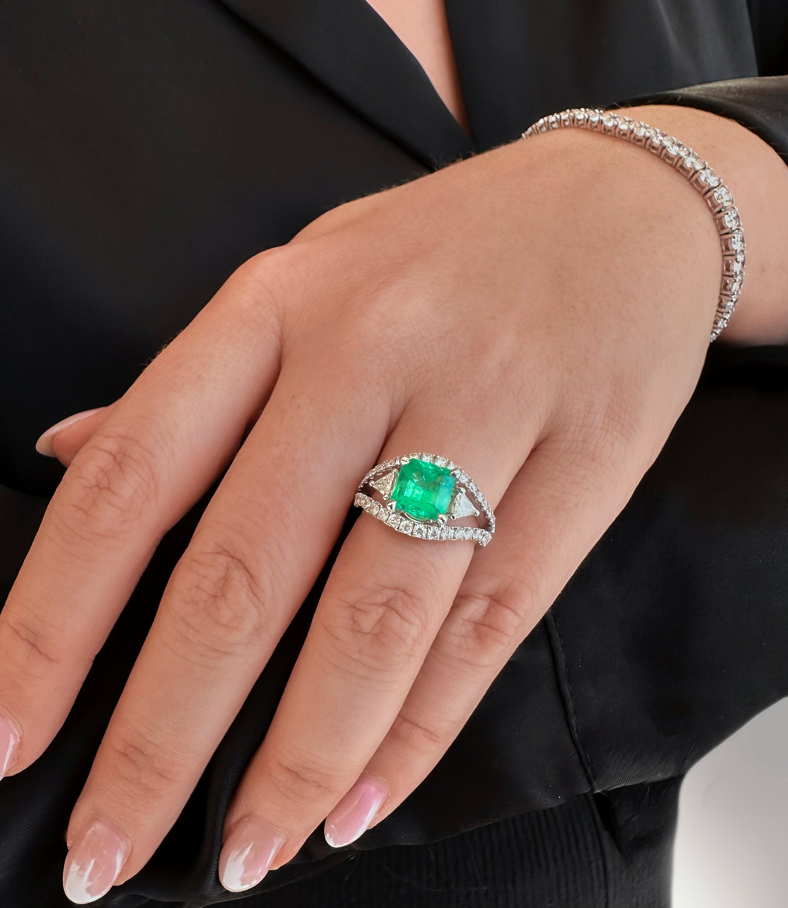 Emerald Ring With Split Band
