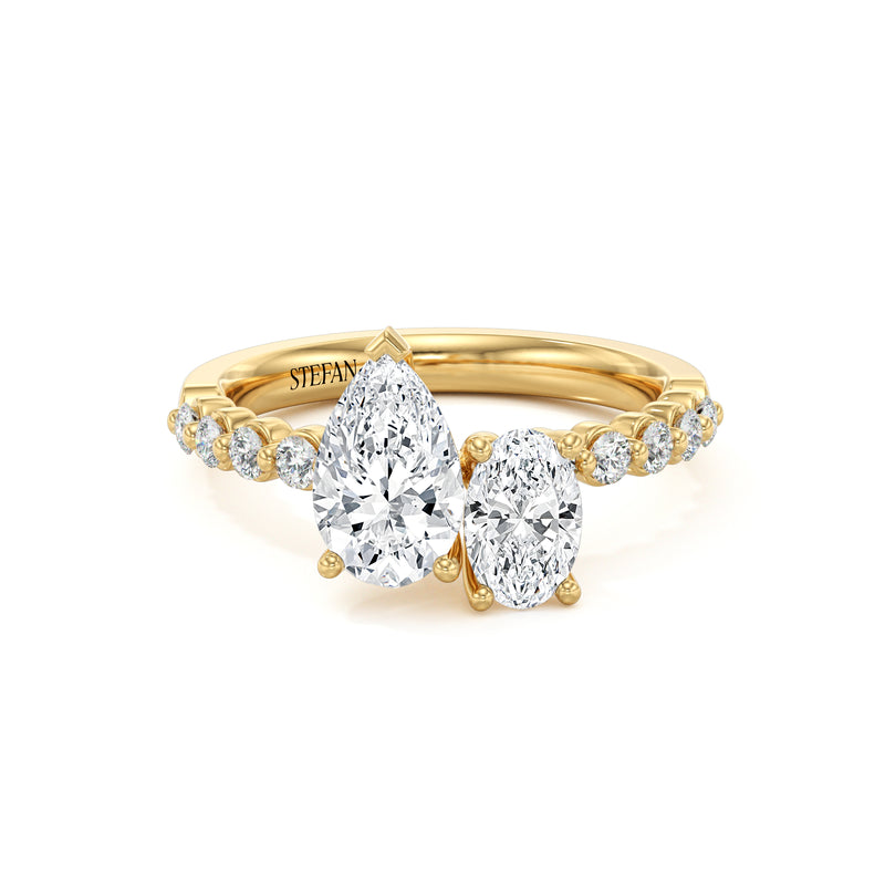 Toi Et Moi Pear & Oval Cut Diamond Engagement Ring