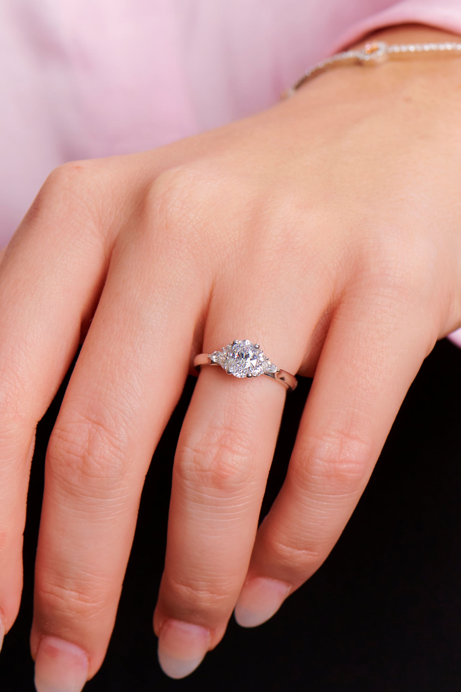 Alessa Oval Cut Engagement Ring