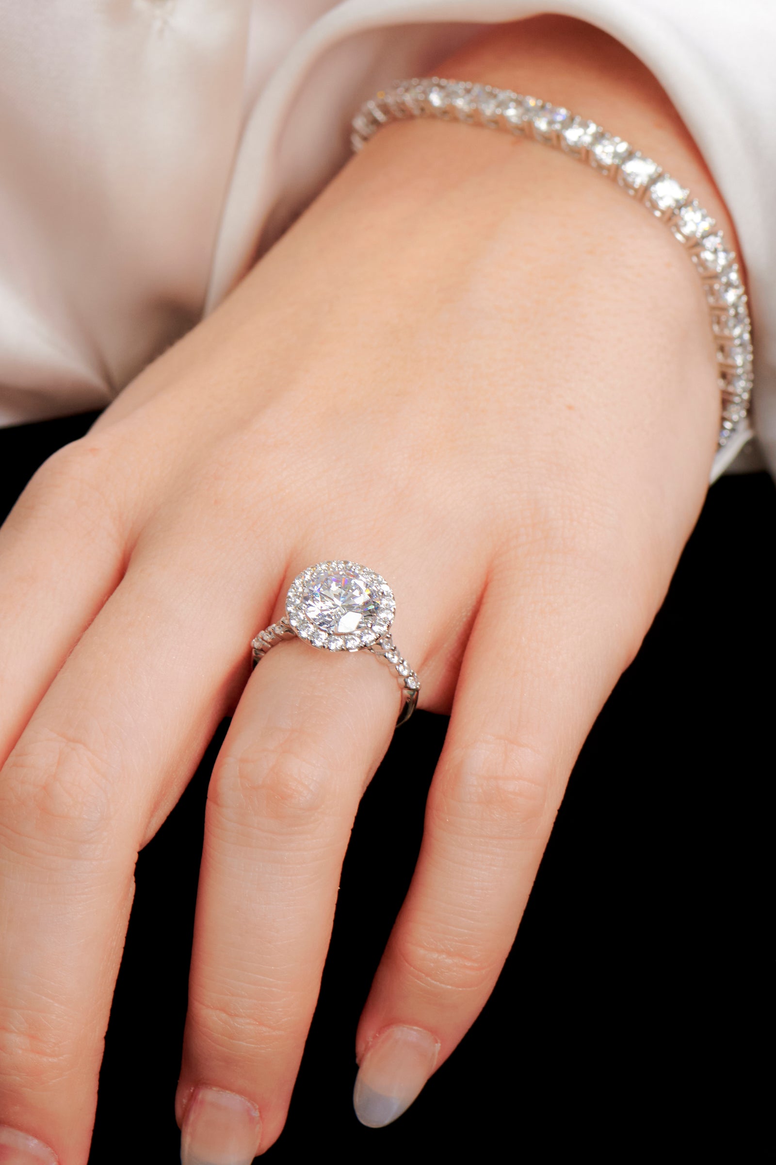 Silvie Round Brilliant Engagement Ring
