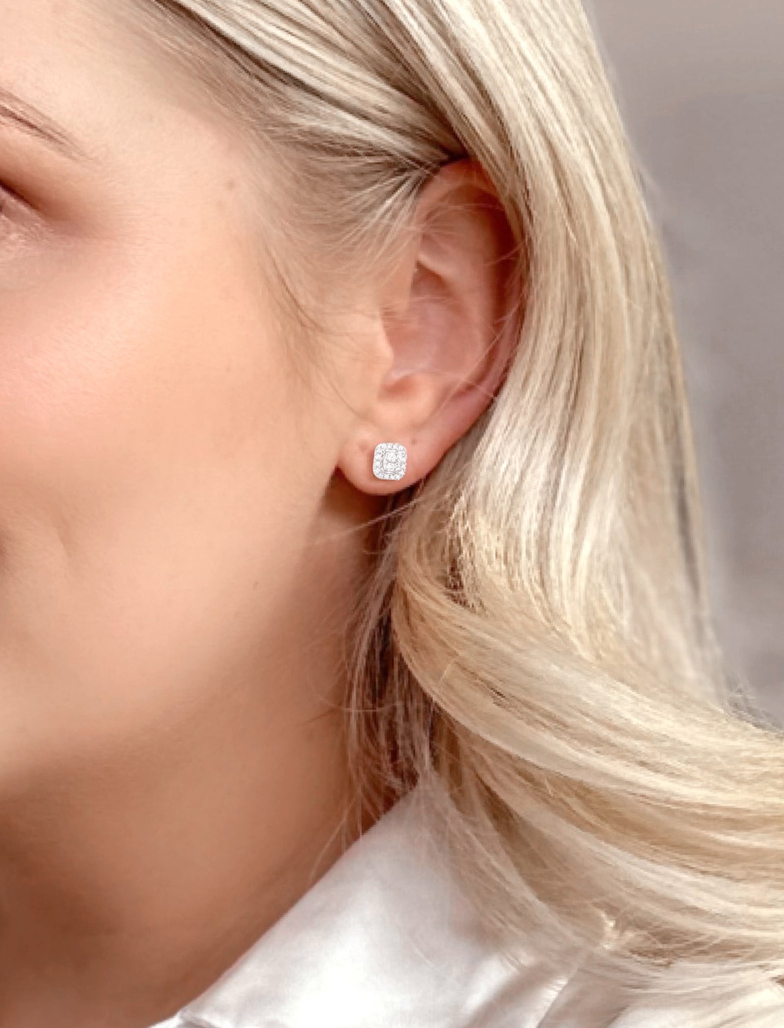 Cluster Halo Diamond Studs