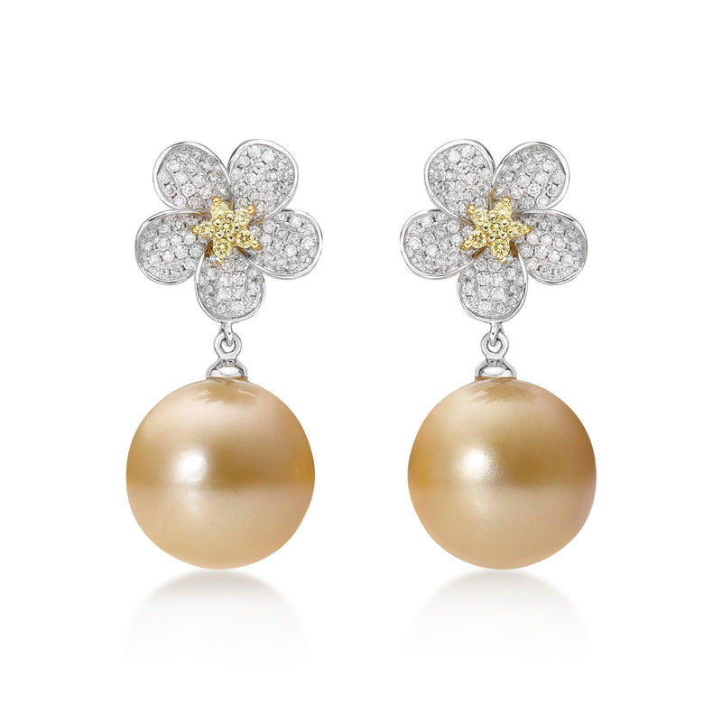Pearl Earrings Flower Design